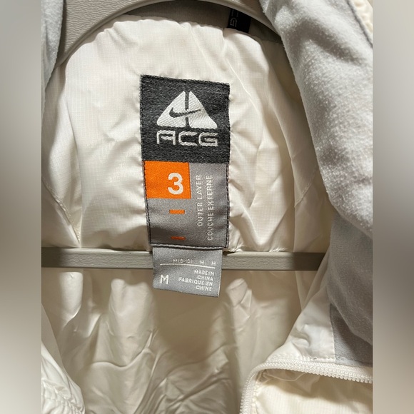 Nike ACG Coat Women’s Coat Medium-Preowned - Picture 3 of 7